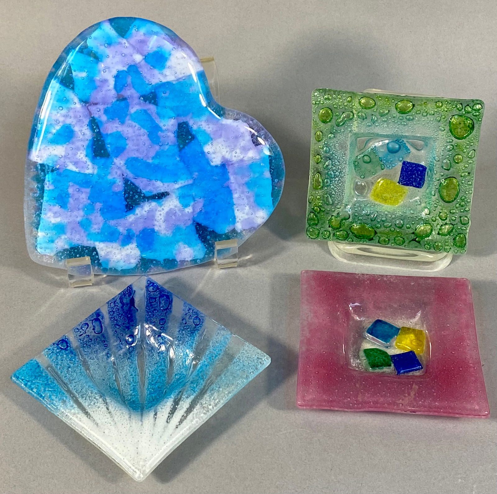 A Collection of Four Contemporary Fused Art Glass Plaques and Dishes, including A. Dal Borgo Murano (1 of 7)