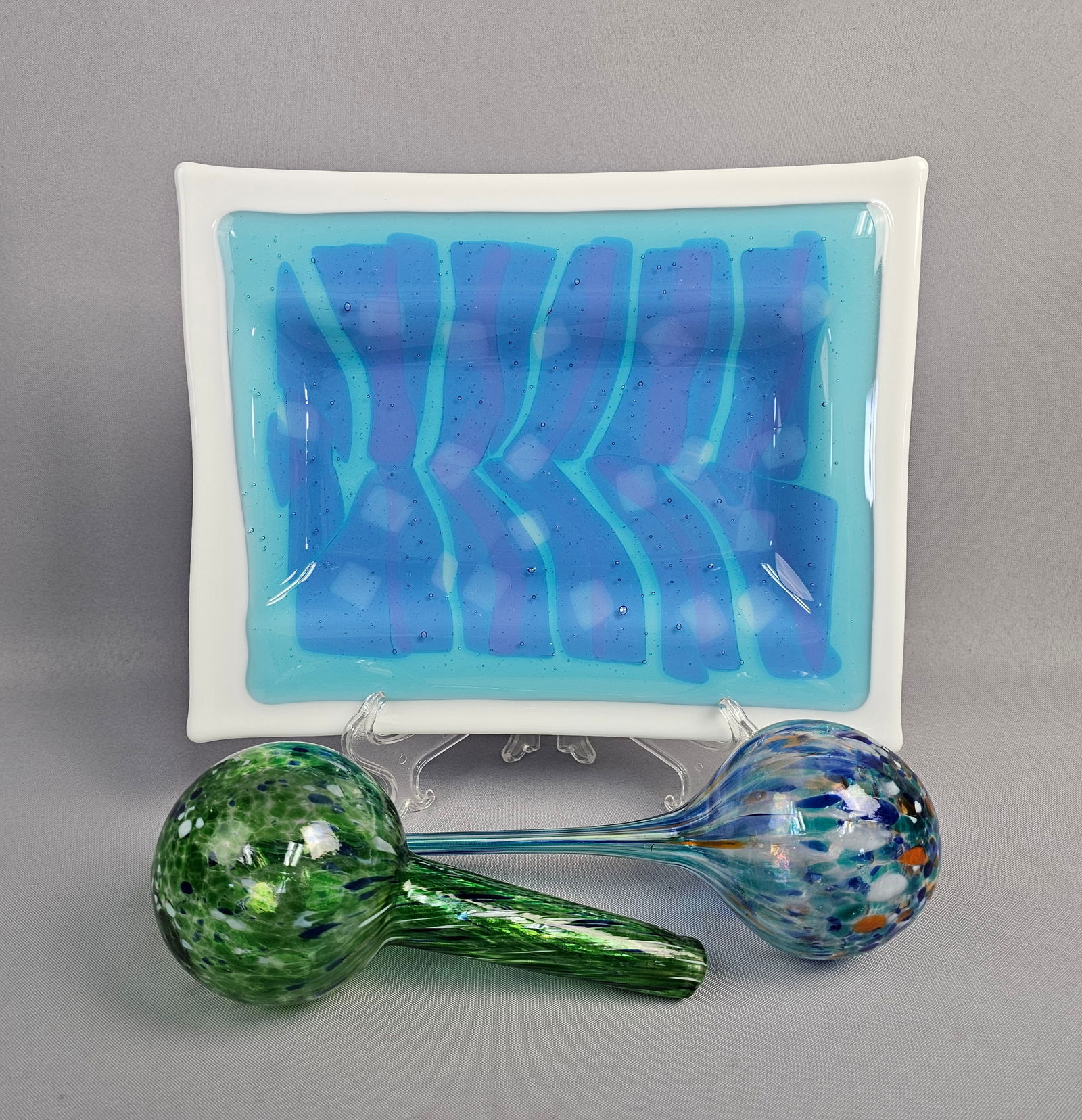 A Trio of Art Glass Pieces Inc Tray Signed J Groves 2010 (1 of 11)