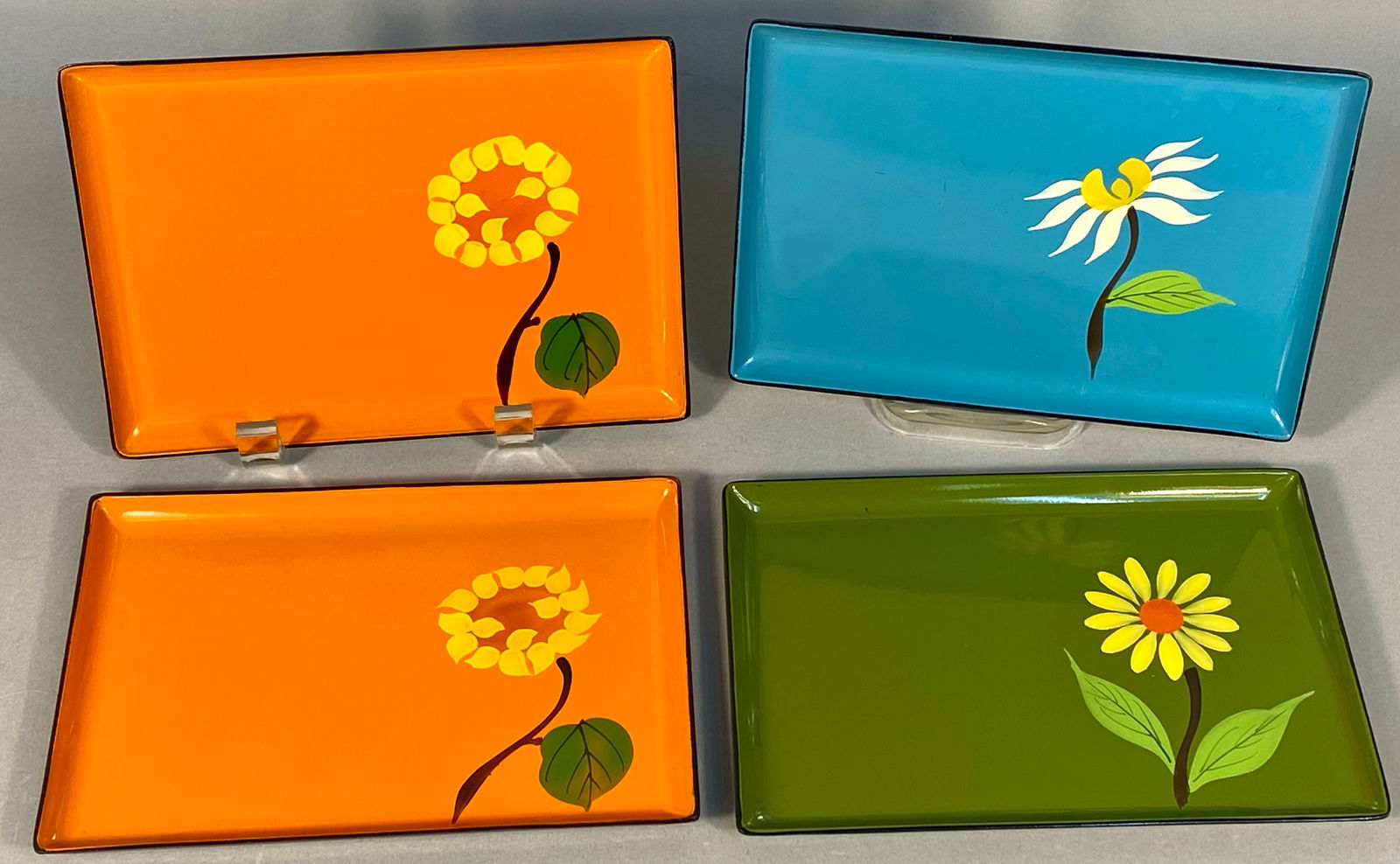 A Group of Davar Products Inc. Mid-Century Modern Lacquerware Trays (1 of 4)