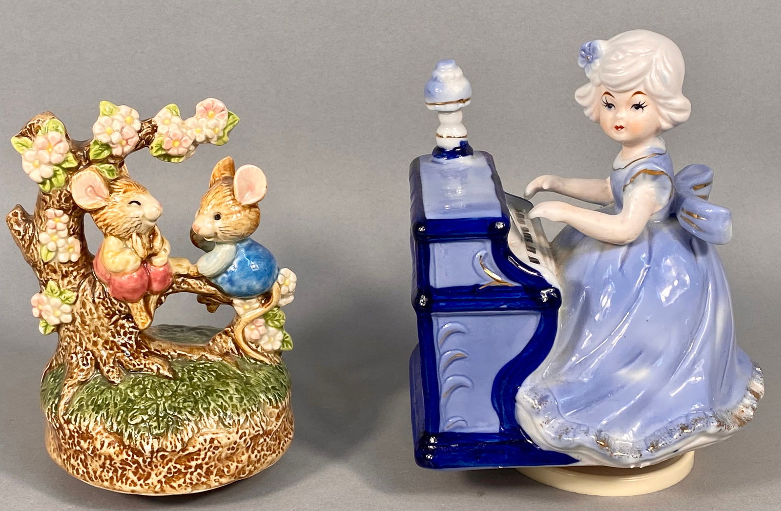 Two Vintage Ceramic Music Boxes including Otagiri Courting Mice and Nice Taiwan Girl at Piano (1 of 8)