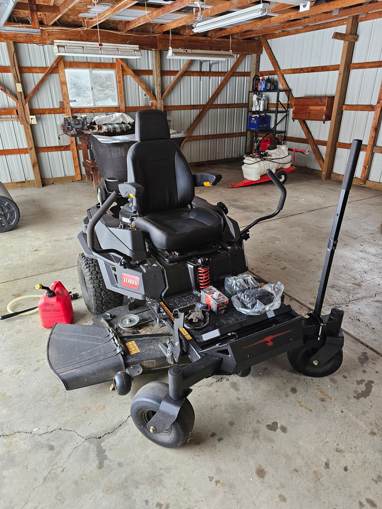Toro TimeCutter MAX Havoc MyRIDE 54-Inch Zero Turn Riding Mower: A Toro TimeCutter MAX Havoc MyRIDE zero-turn riding lawn mower featuring a 54-inch IronForged cutting deck. This unit is powered by a Kawasaki FR691V V-twin engine rated at 23.0 HP. The mower is