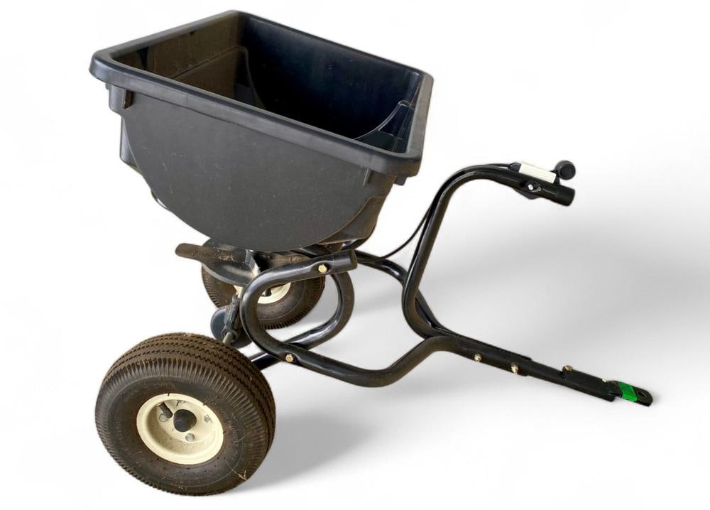 Agri-Fab Model 45-03153 Tow-Behind Broadcast Spreader (1 of 9)