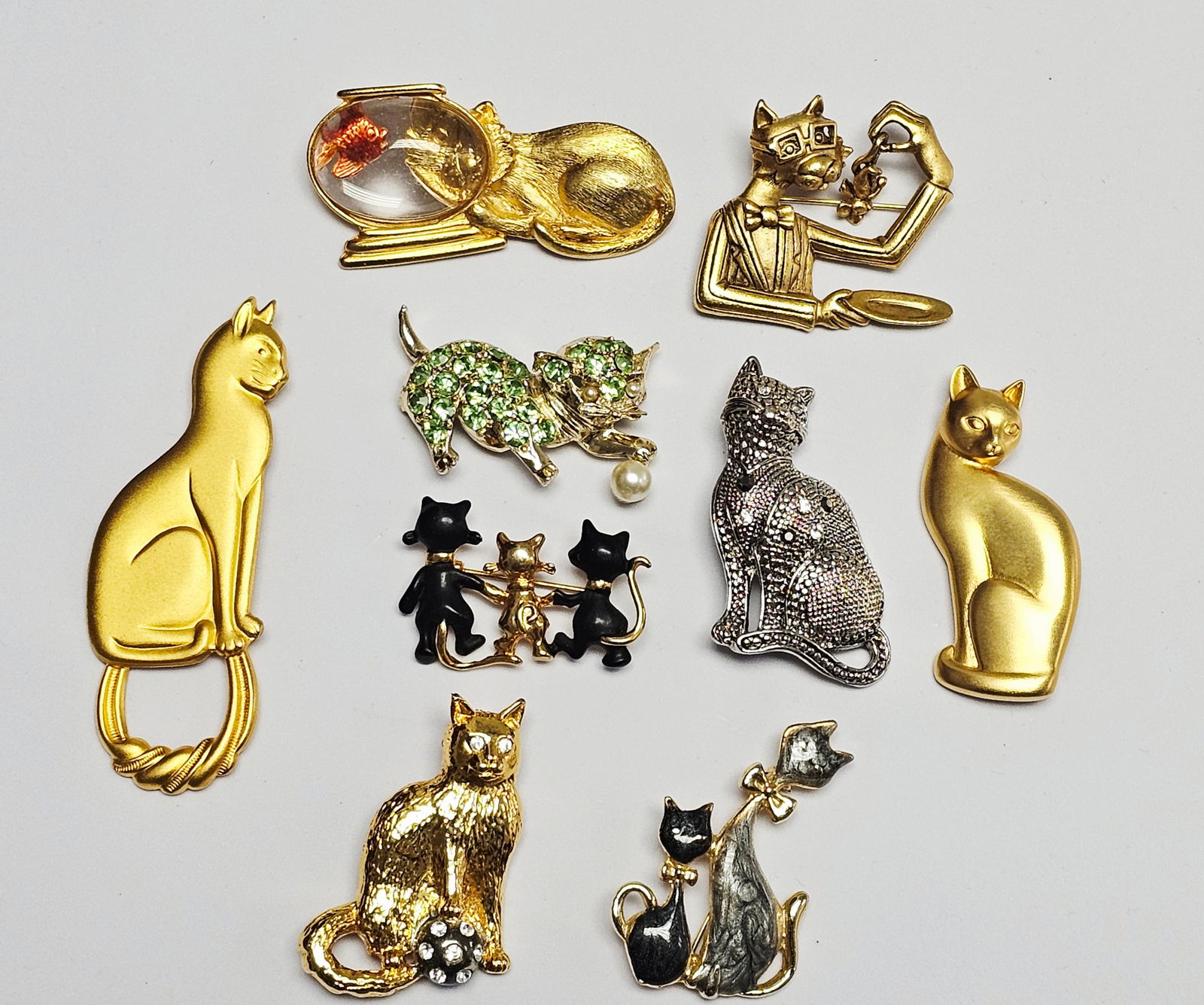 A Collection of Vintage Cat Brooches Inc A.J.C. J.J. (1 of 10)