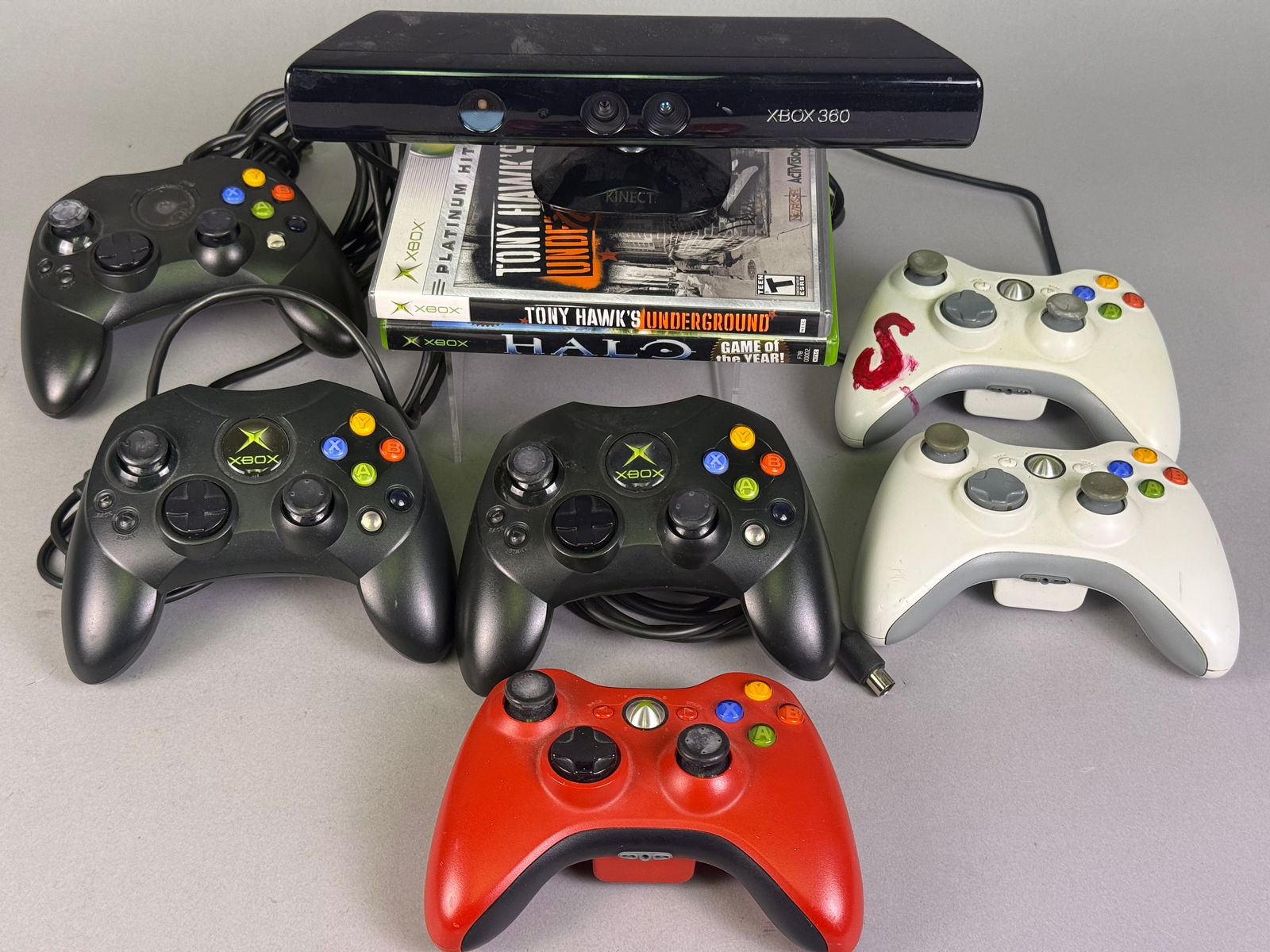 A Collection of Microsoft Xbox 360 Kinect and Original Xbox Controller Accessories with Software (1 of 8)