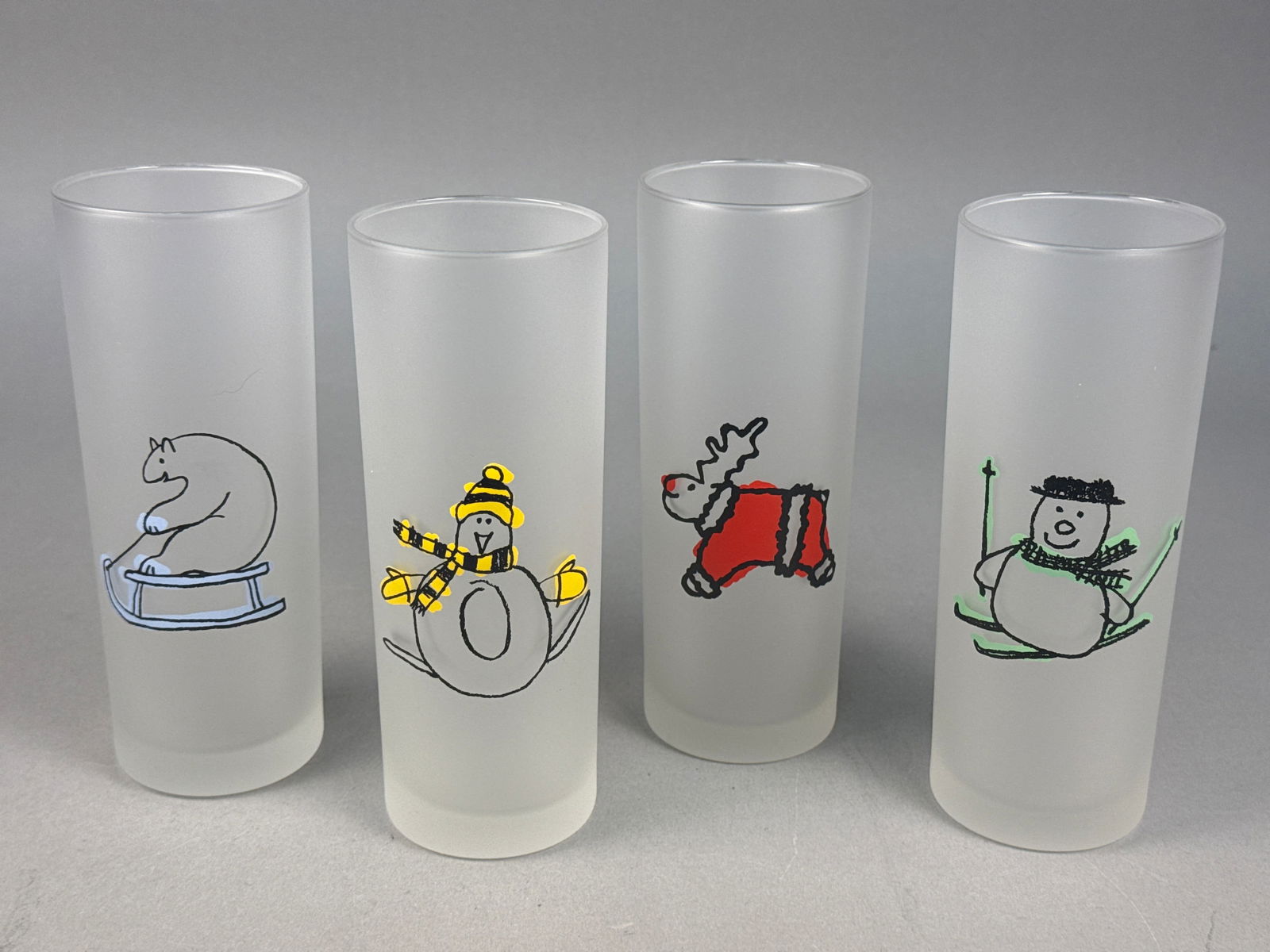 A Set of Vintage Darlington France Frosted Christmas Tumblers (1 of 4)