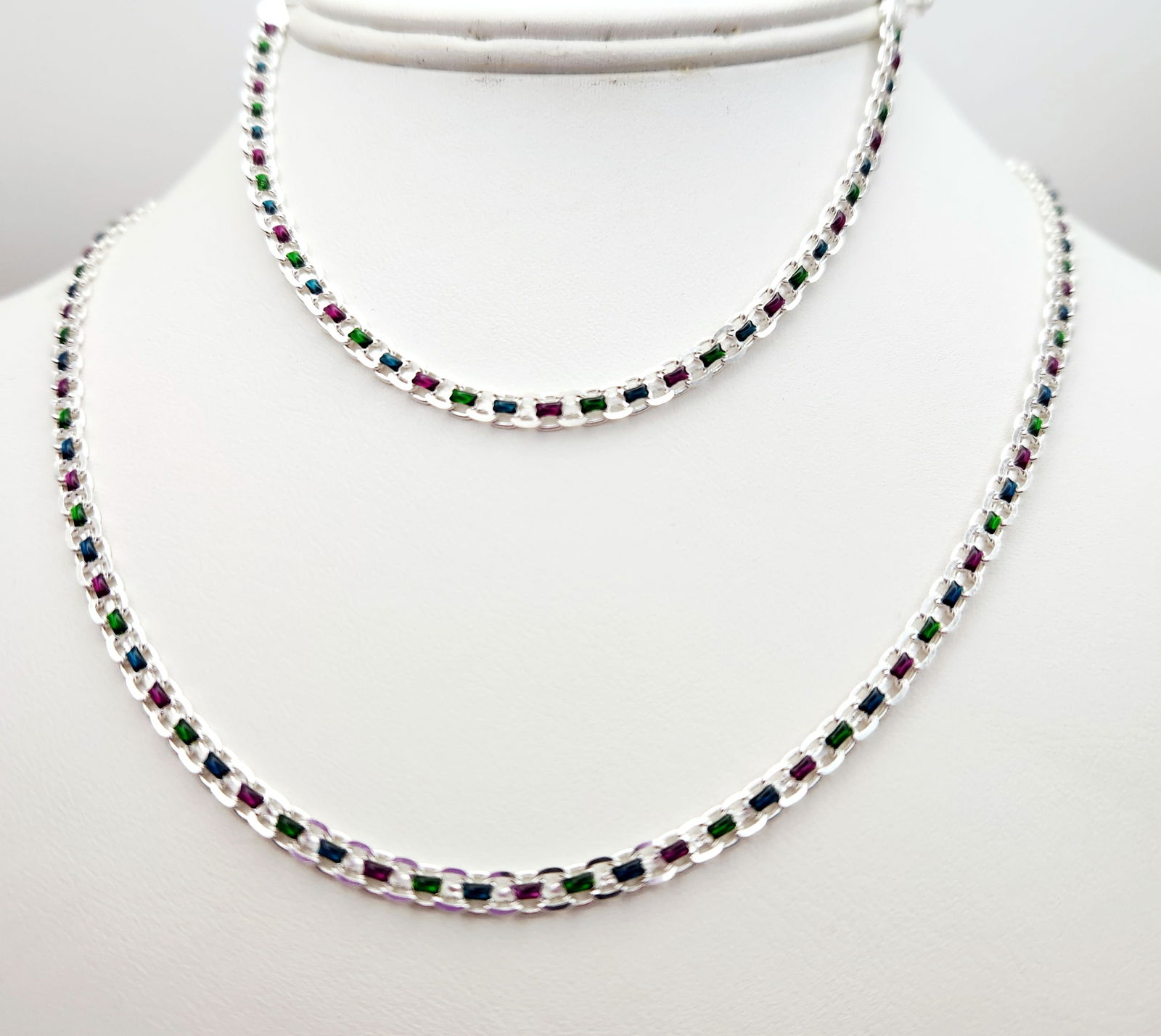 Milor Sterling Necklace & Bracelet Ser 14.4 Grams: A matching jewelry set by Milor, Italy, comprising a necklace and a bracelet. Each item is crafted from 925 sterling silver and features polished links with rectangular enamel or glass inserts in a