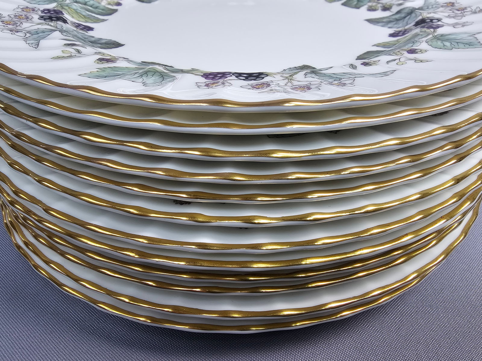 Royal Worcester Lavinia Pattern Bone China Dish Set - 6