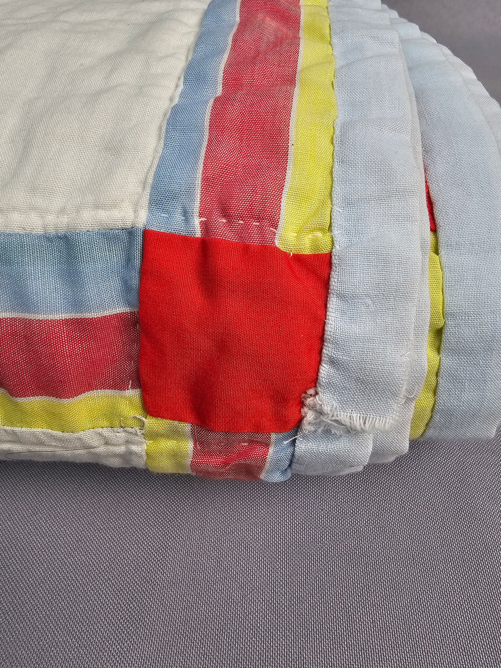 A Vintage Hand Appliqu?© Overall Sam Patchwork Quilt - 9