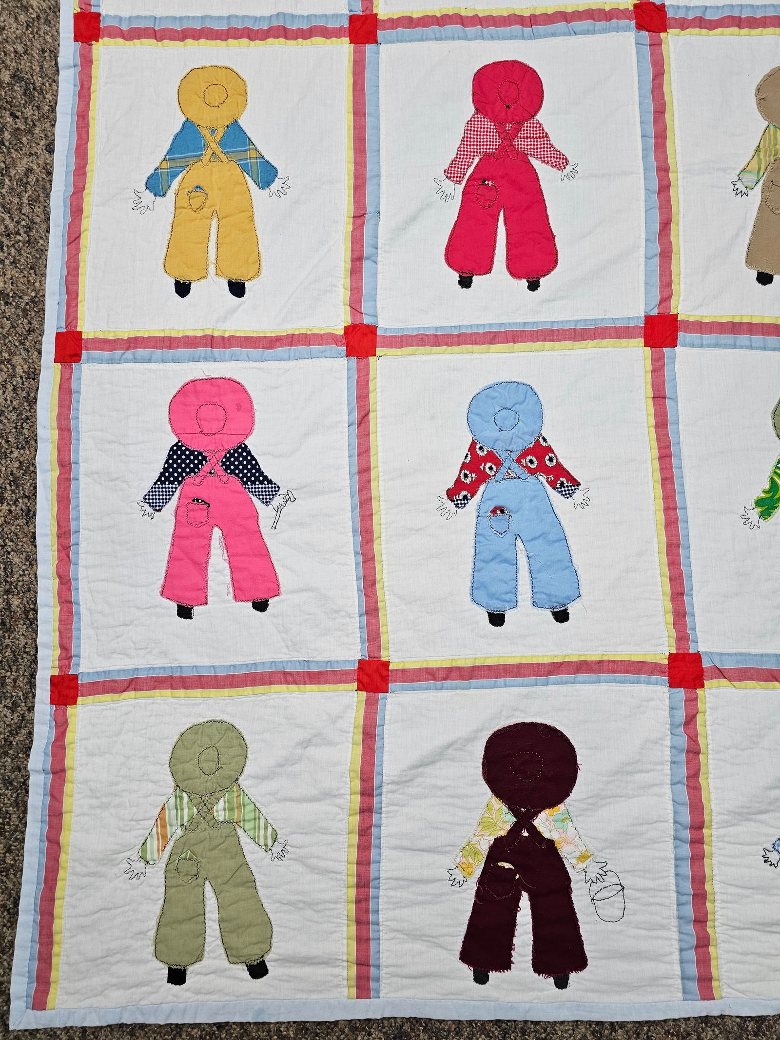 A Vintage Hand Appliqu?© Overall Sam Patchwork Quilt - 12