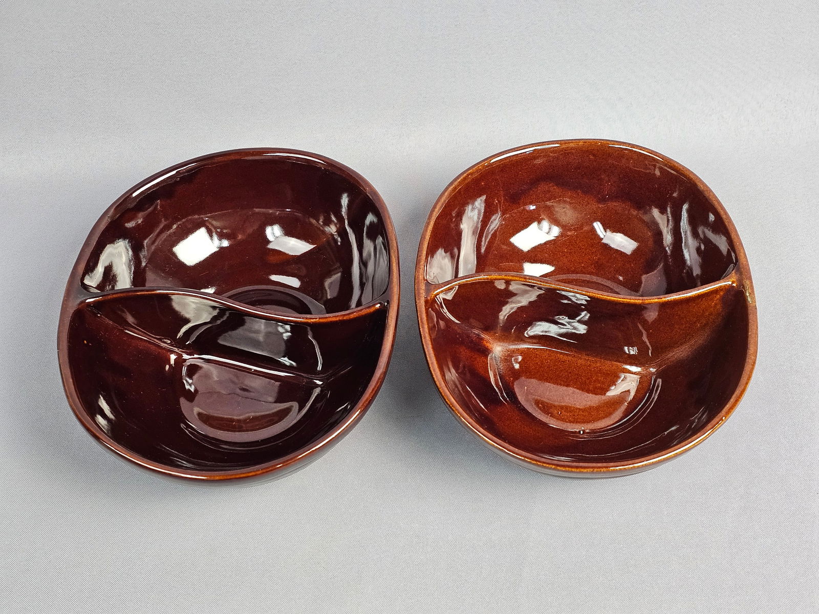 A Pair of Marcrest Brown Stoneware Divided Serving Bowls (1 of 8)