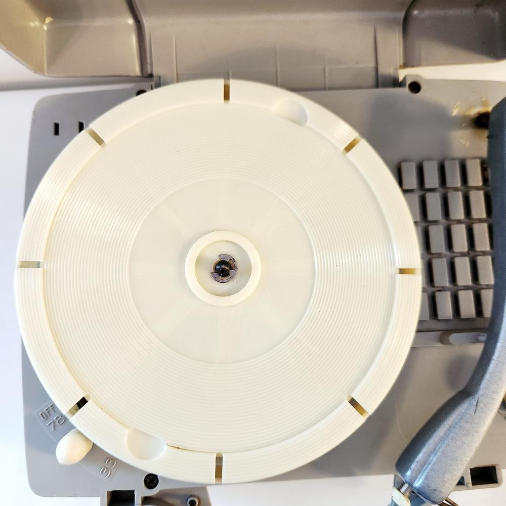 Vintage Portable Record Player - 3