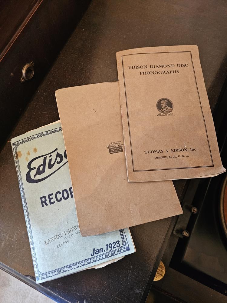 Edison Diamond Disc Phonograph Console - 9