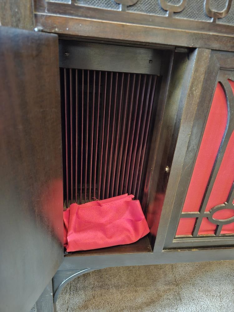 Edison Diamond Disc Phonograph Console - 10