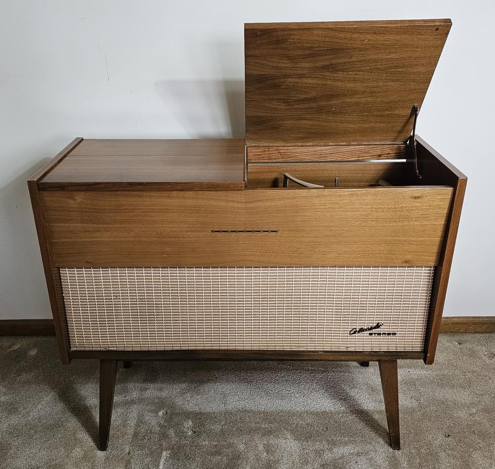 Blaupunkt Colorado Stereo Typ 40103 Mid-Century Modern Radio and Turntable Console (1 of 12)