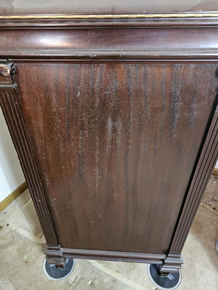 A Shell-o-Phone Floor-Standing Talking Machine Phonograph - 13