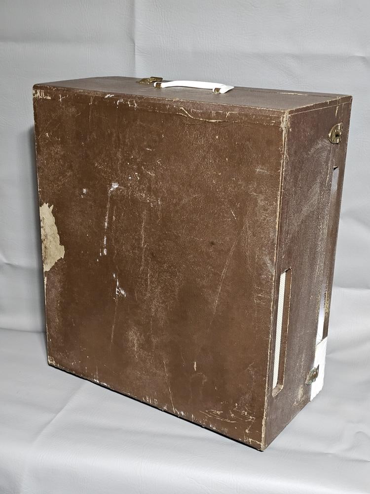 Zenith Stereophonic Table Record Player - 3