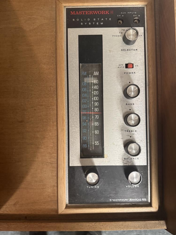 Masterwork Model M-4660 Solid State High Fidelity Stereo Console - 3