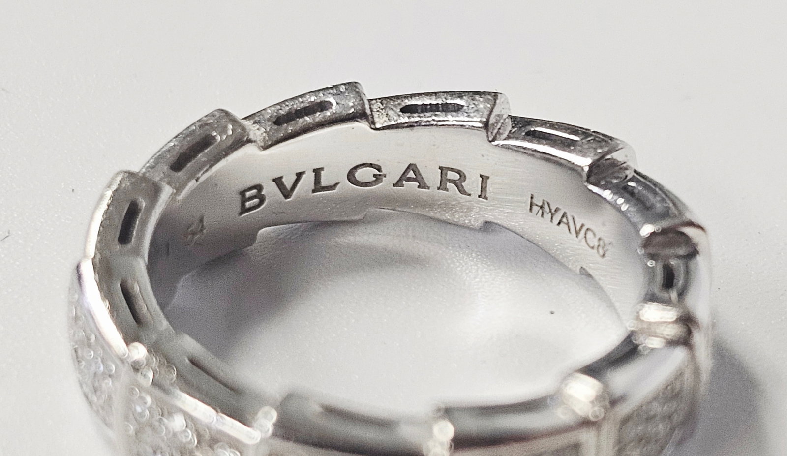 18K Gold Bvlgari Diamond Serpenti Viper Ring 8.5 Grams - 13