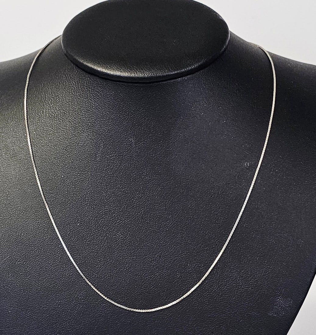 14K White Gold Box Chain Necklace 2.2 Grams (1 of 3)