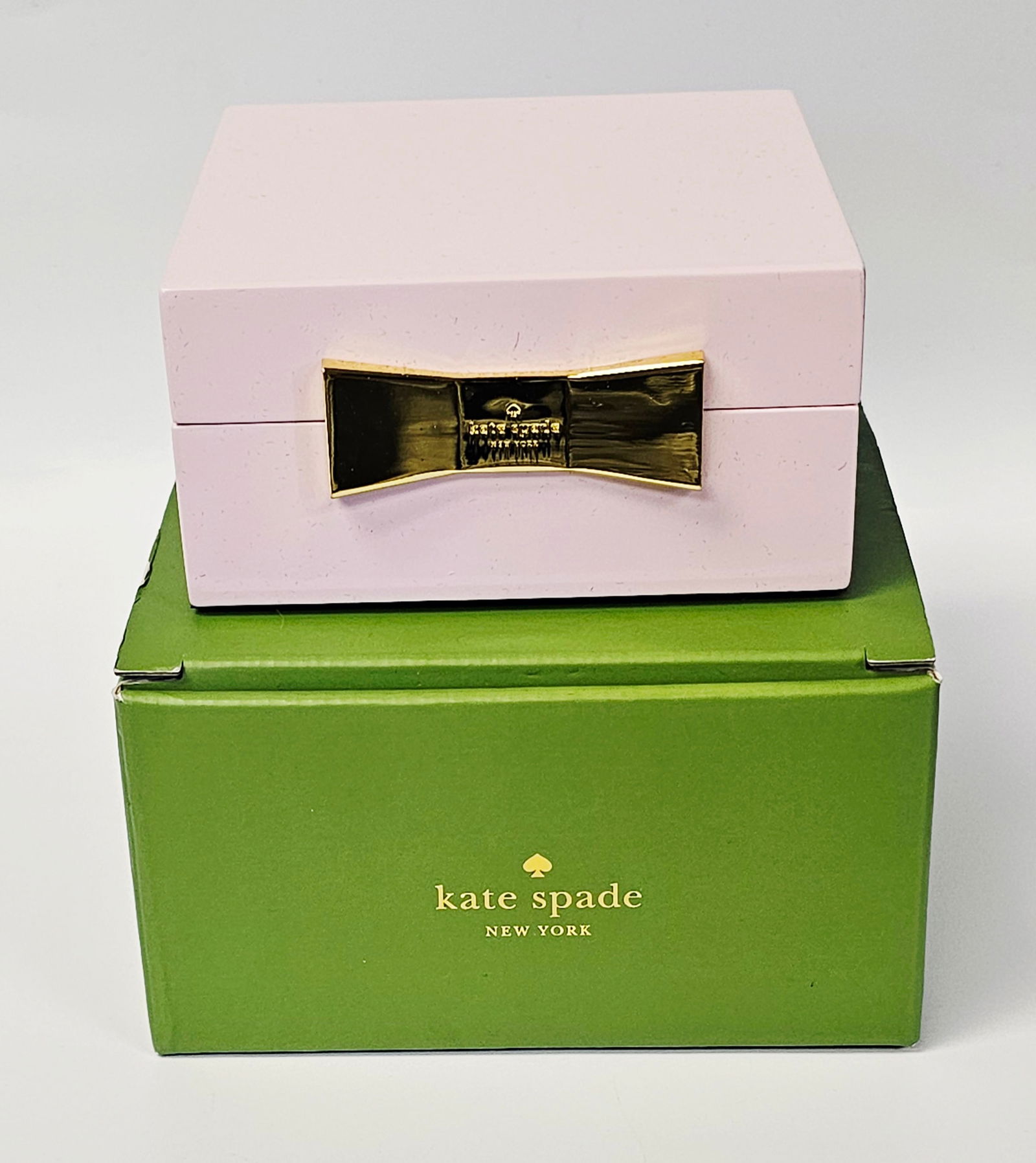 Kate Spade New York Pink Lacquer Jewelry Box (1 of 11)