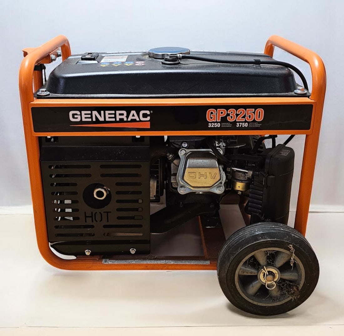 Generac GP3250 Gasoline Portable Generator (1 of 12)