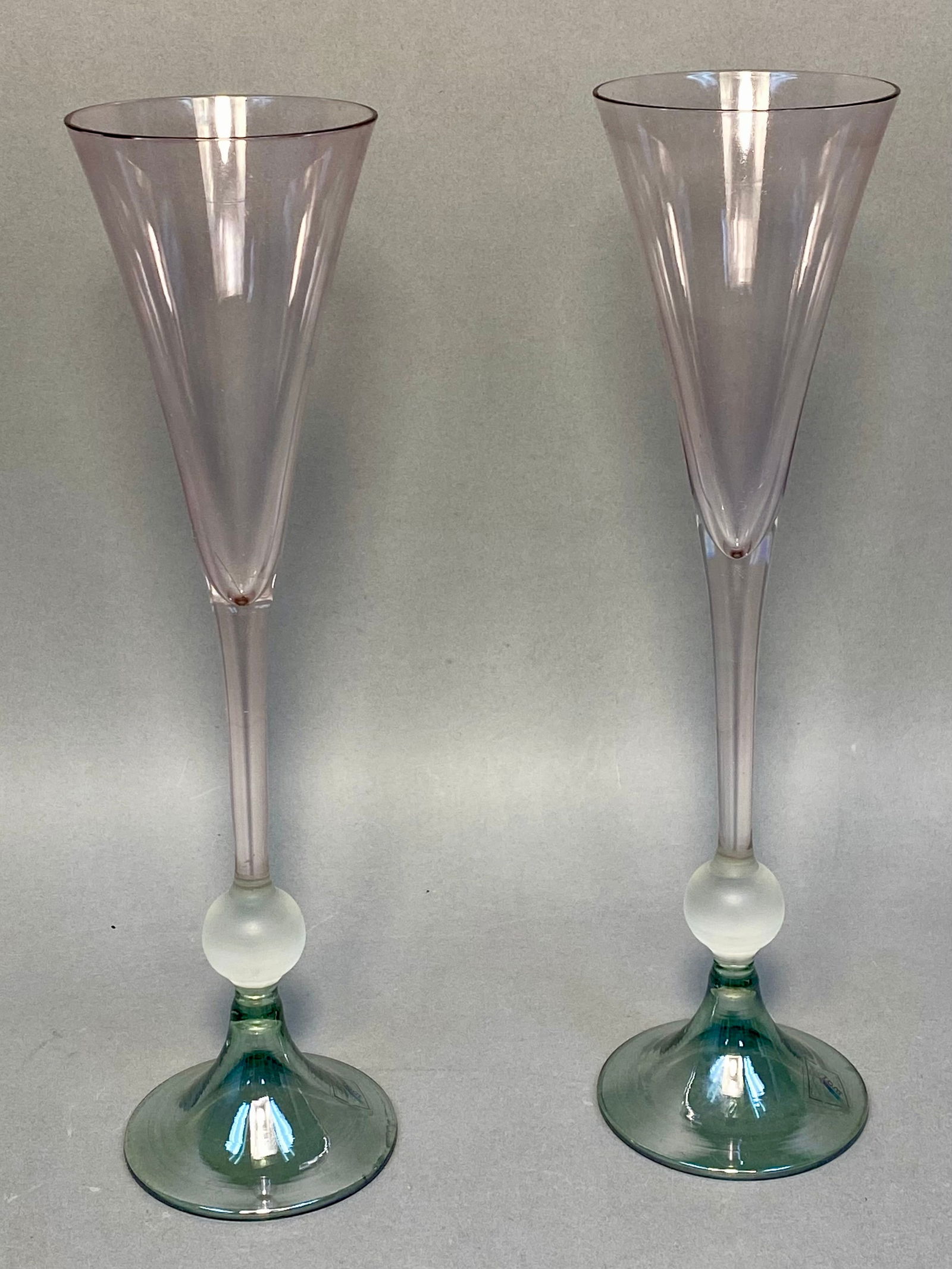 Pair of Marw Italia, Hand-Blown and Cut Lead Glass Champagne Flutes (1 of 4)