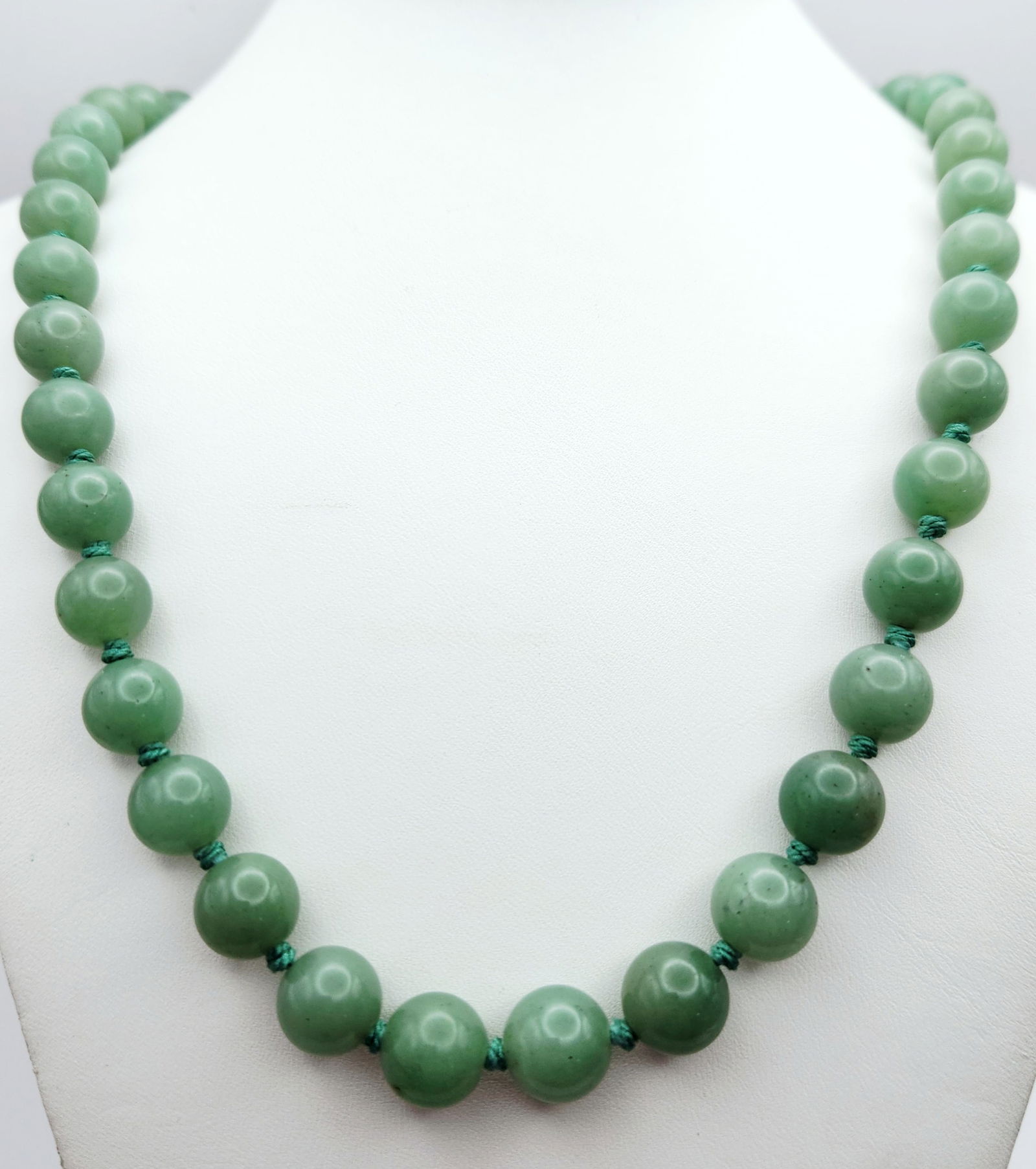 Hand-Knotted Chinese Celadon Jadeite Necklace (1 of 10)