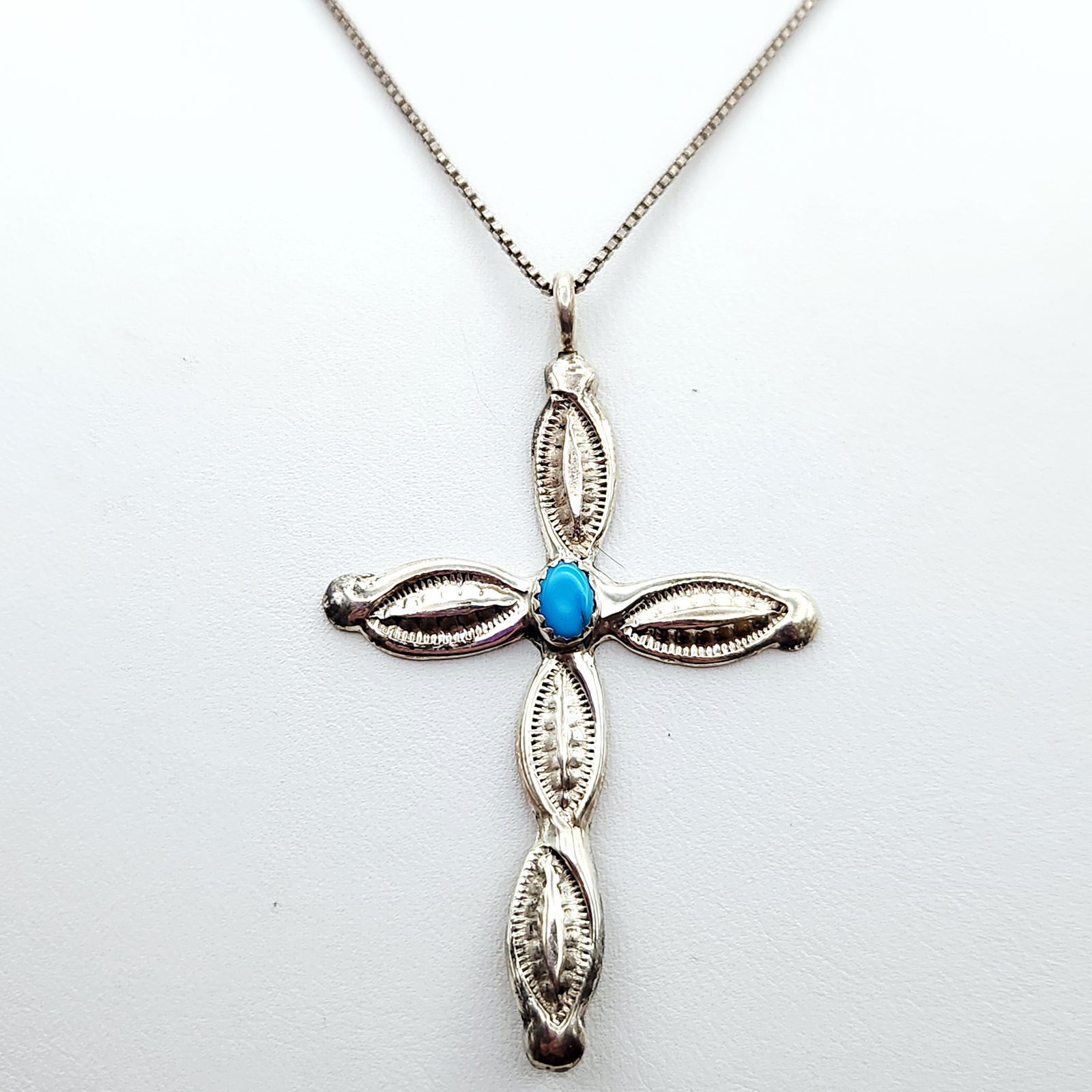 Sterling Cross Pendant Necklace 9 Grams (1 of 7)