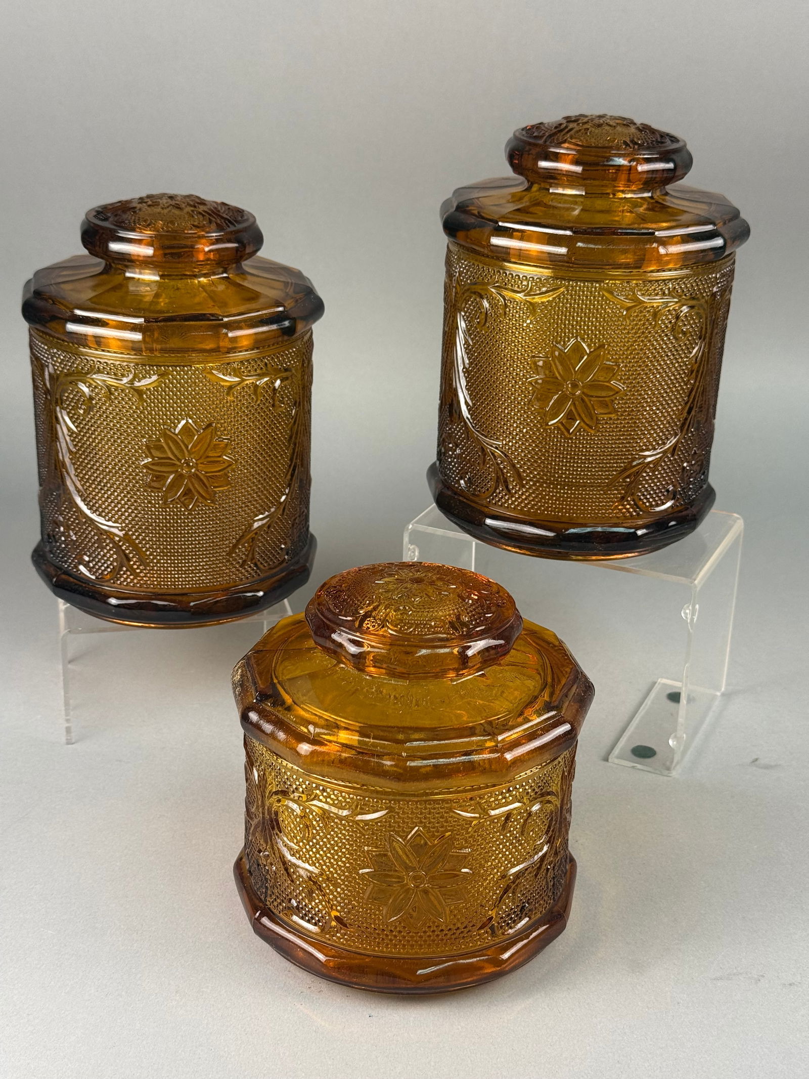 Tiara Exclusives Sandwich Pattern Amber Glass Canister Set (1 of 5)
