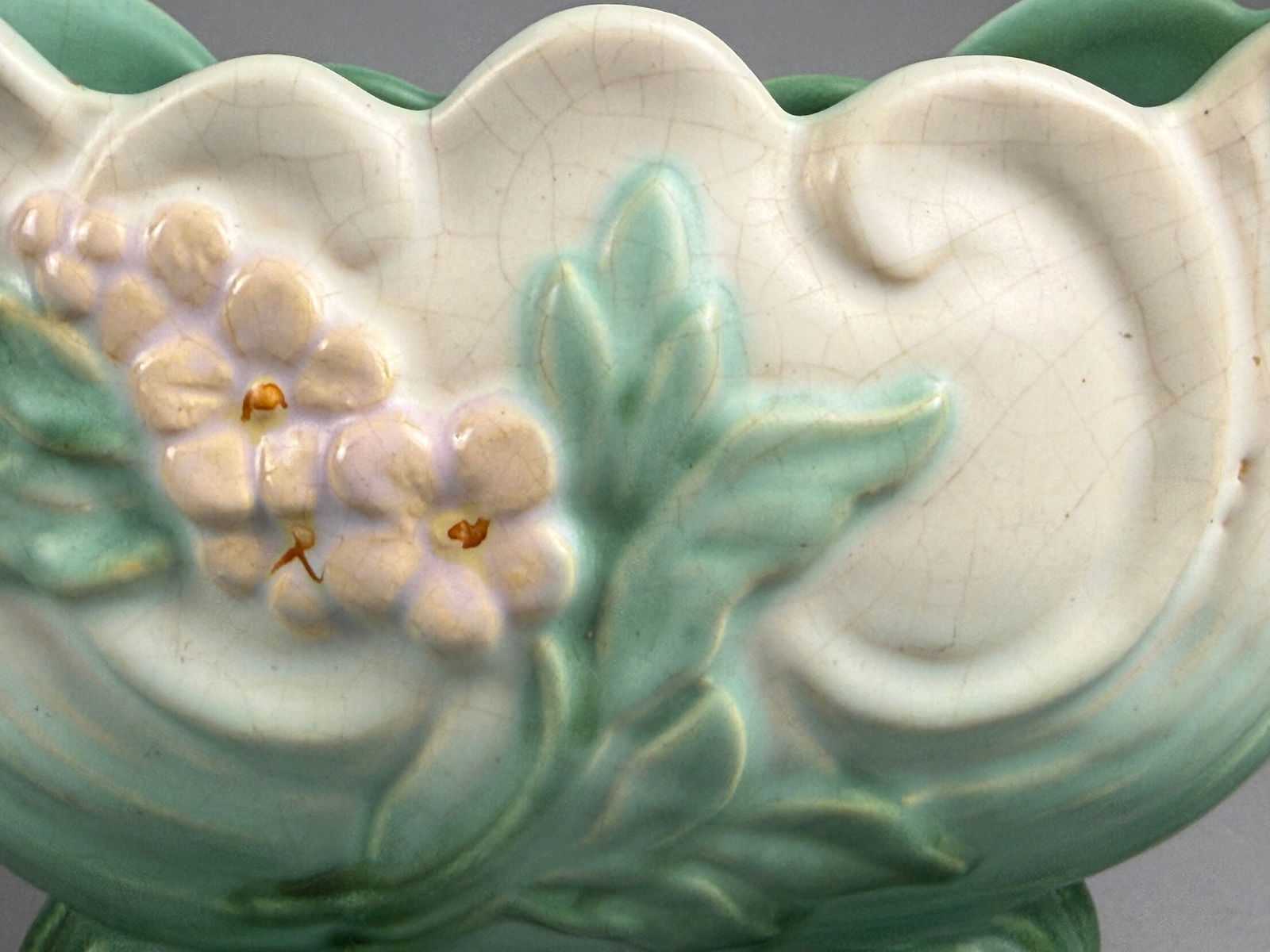 Weller Pottery Roba Pattern Footed Ceramic Planter - 2