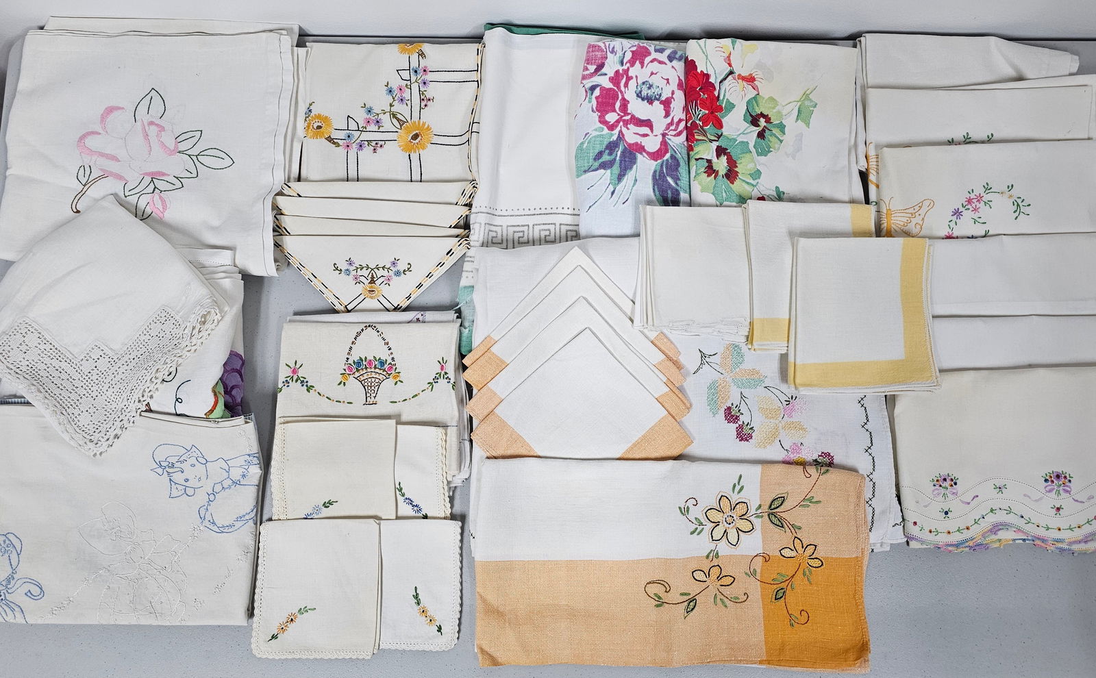 Large Collection of Vintage Embroidered Table Linens and Pillowcases (1 of 13)
