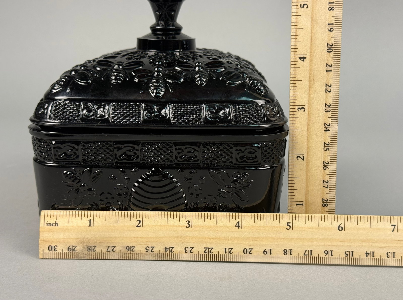 Tiara Exclusives Black Glass Honey Bee Pattern Square Covered Dish - 2
