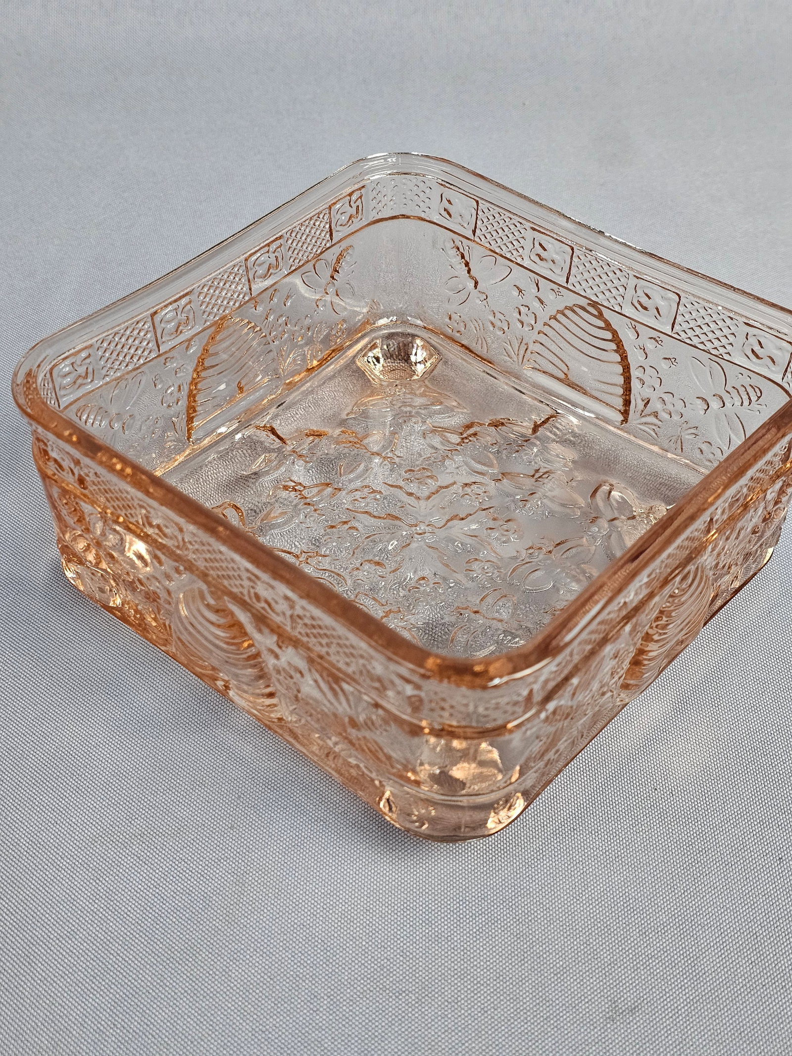 Tiara Pink Glass Honey Bee Pattern Covered Dish - 6