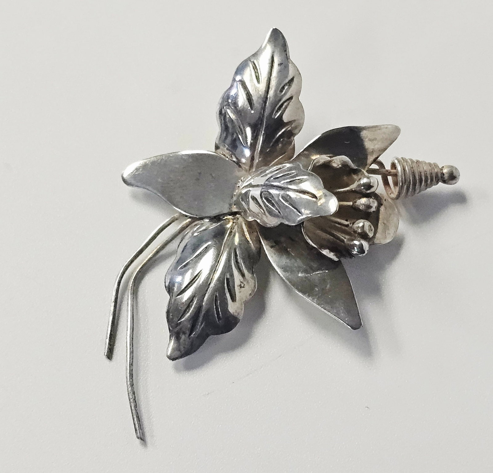 Mexican Sterling Floral Brooch Maker DS Taxco 9.0 Grams (1 of 7)