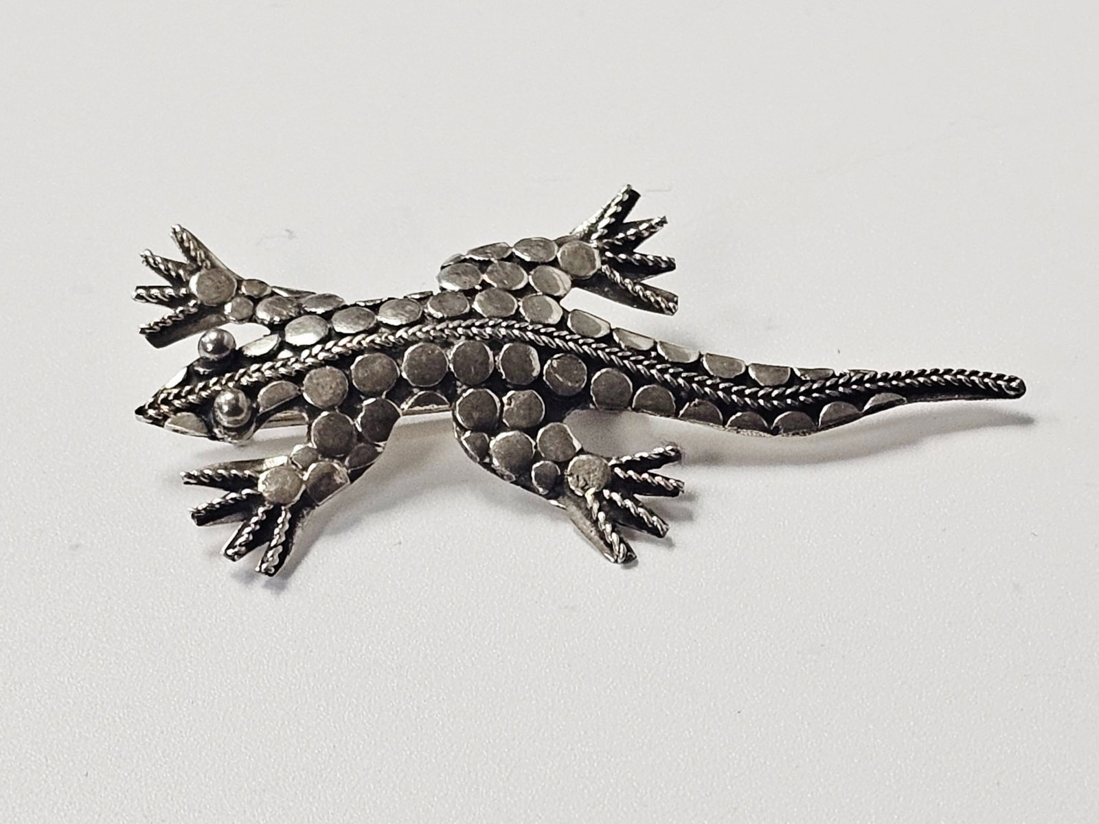 Sterling Silver Lizard Brooch 3.8 Grams (1 of 7)