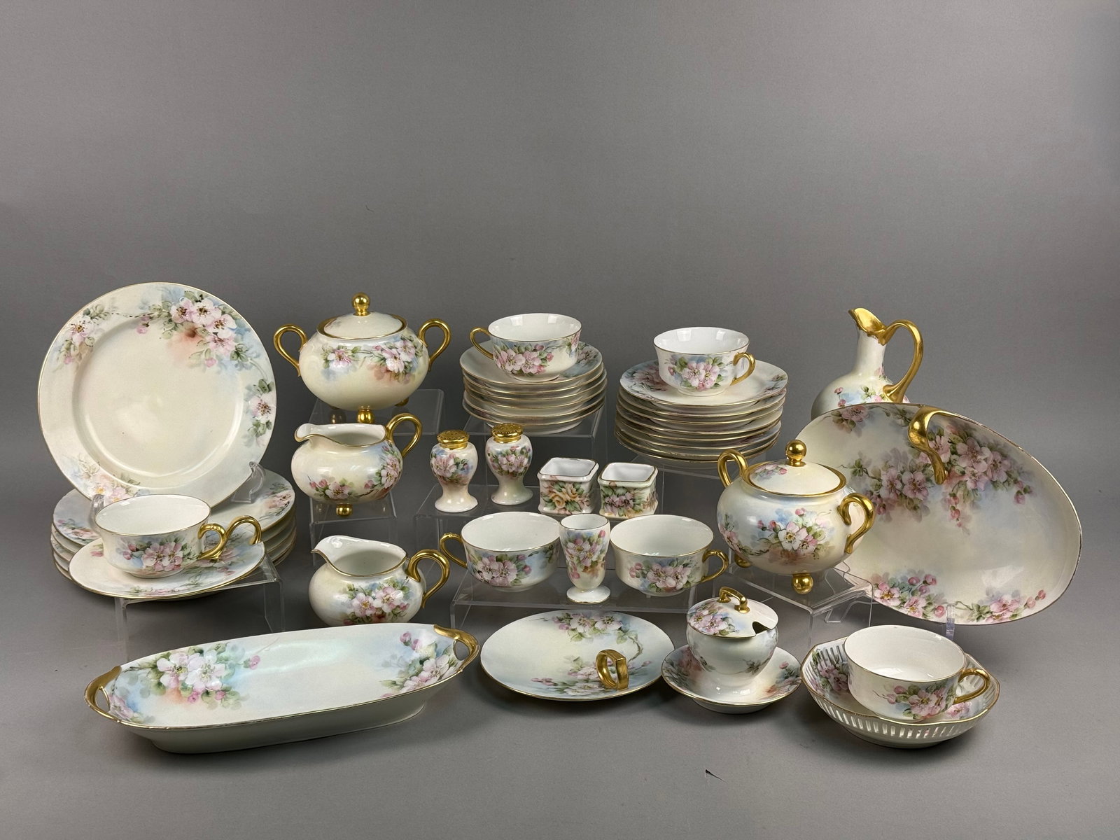 A Collection of Haviland Limoges and Bavaria Hand Painted Porcelain Tableware in the Azalea Pattern (1 of 20)