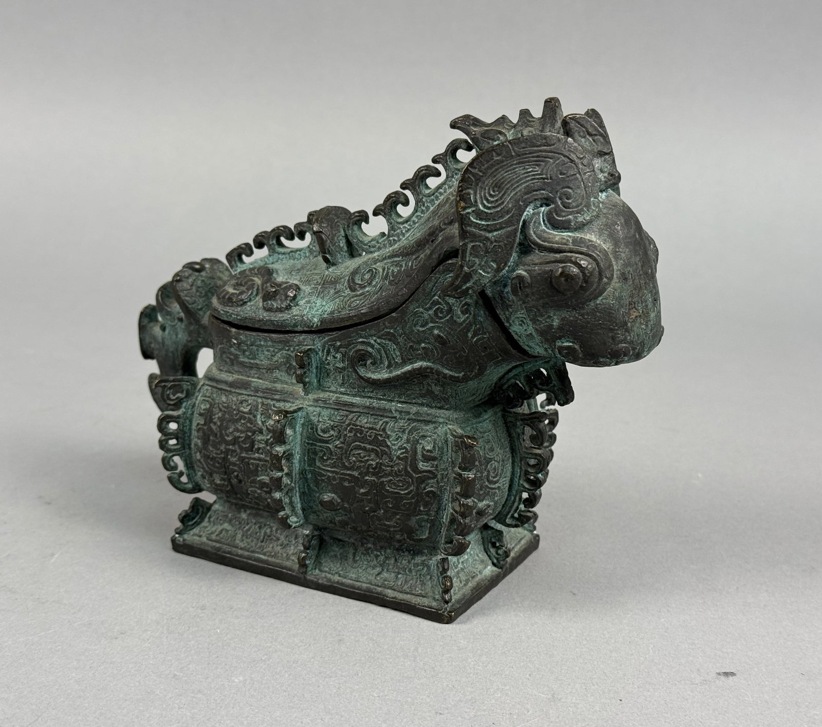Chinese Archaic Style Bronze Guang Ritual Wine Vessel (1 of 11)