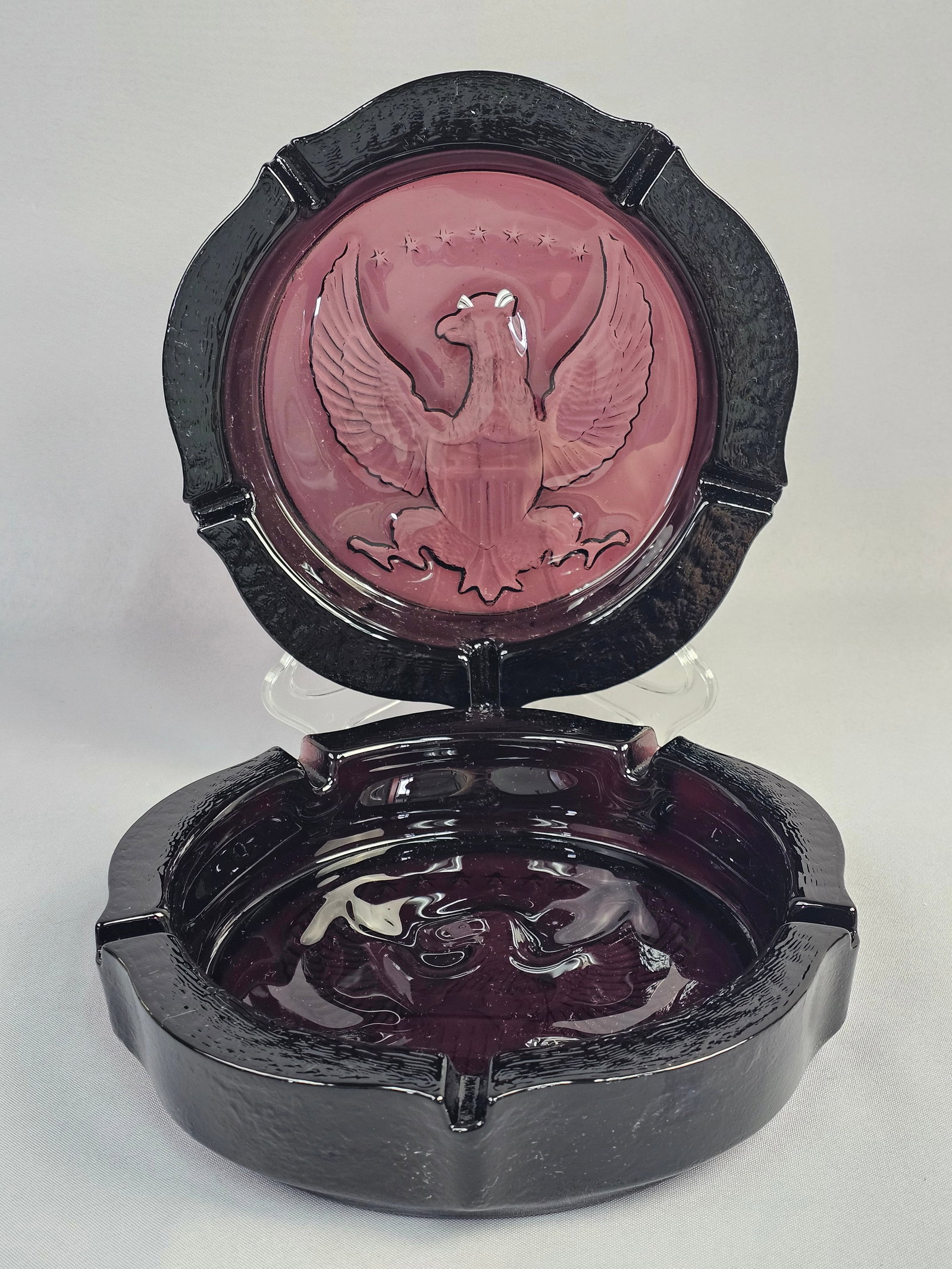 Pair of Indiana Glass Black Amethyst Eagle and Shield Ashtray (1 of 5)