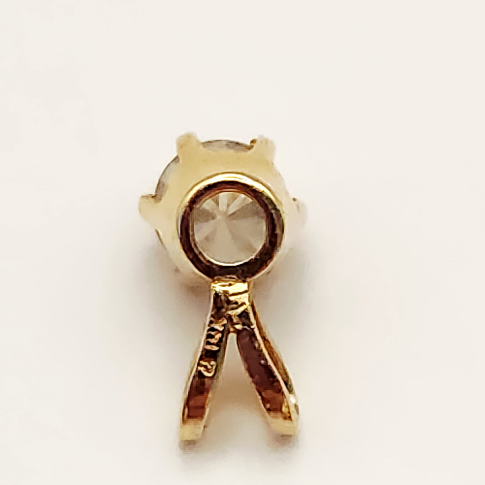 14K Solitaire Pendants 1.4 Grams - 4