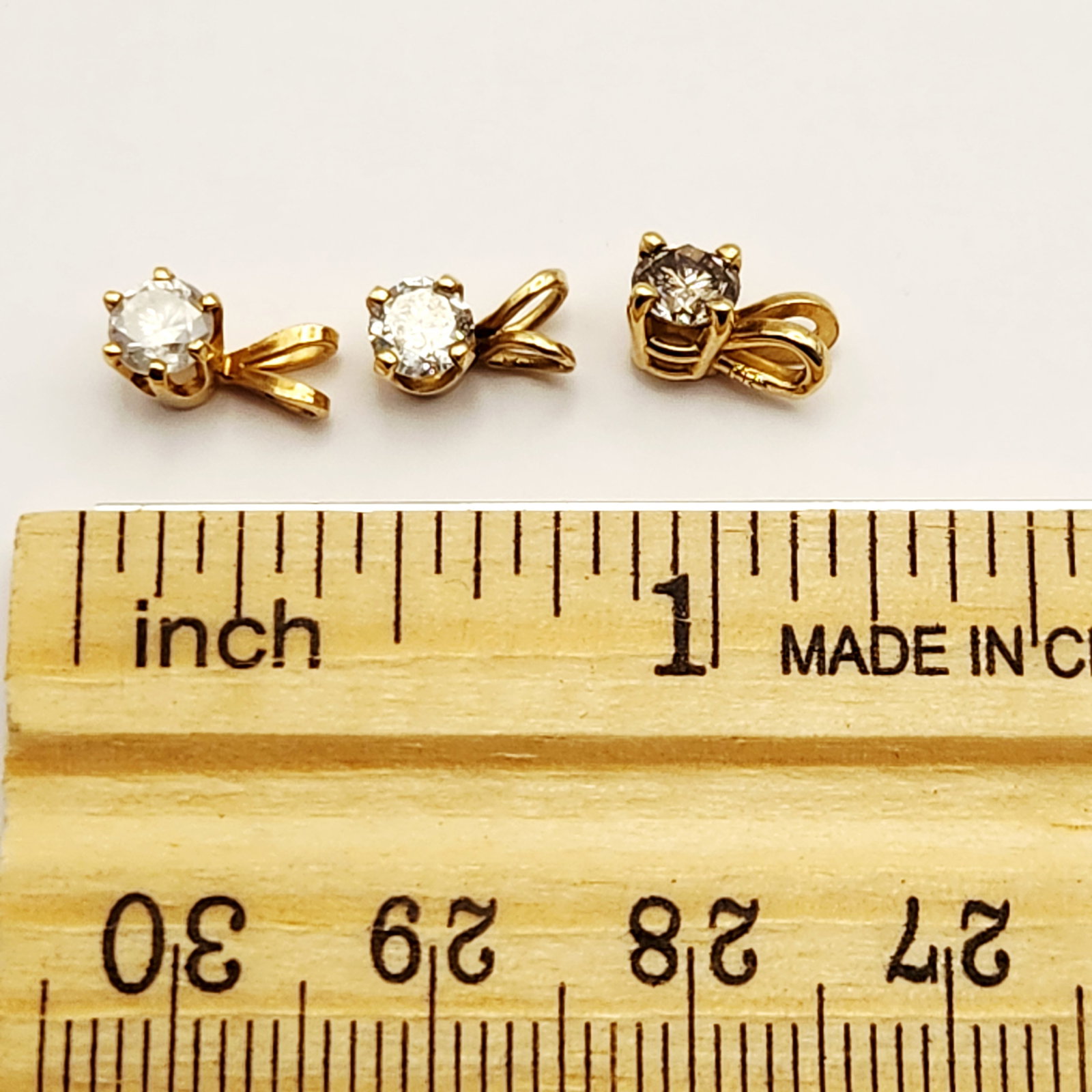 14K Solitaire Pendants 1.4 Grams - 5