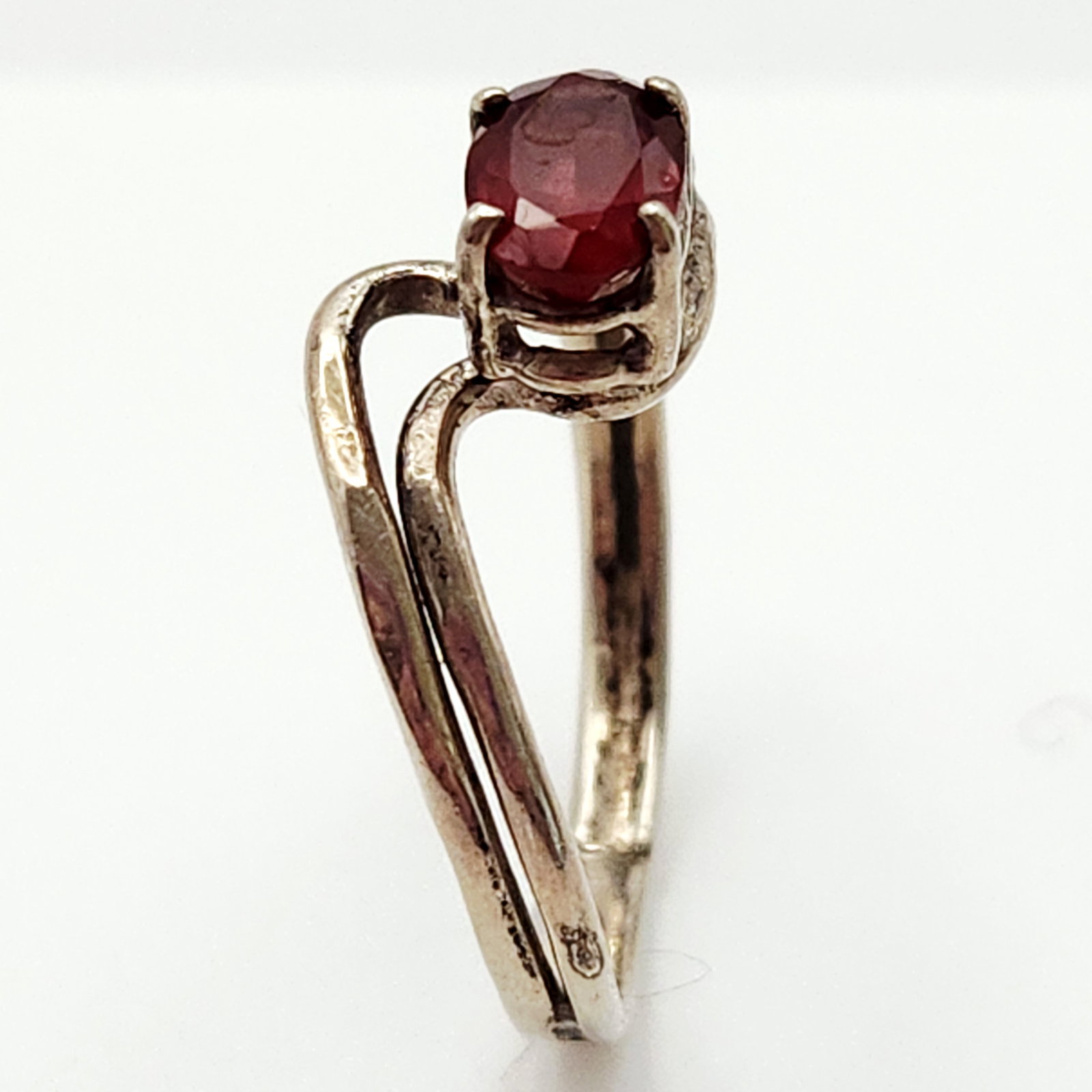 Sterling Ruby Ring 2.3 Grams - 4