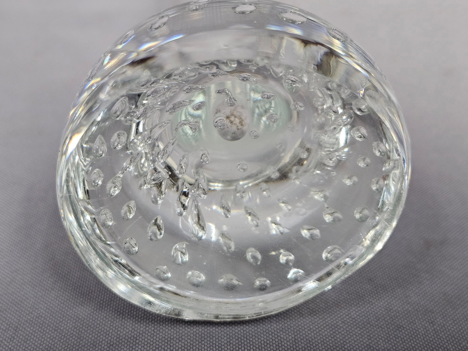 Jack-in-the-Pulpit Vase with Controlled Bubble Base - 7