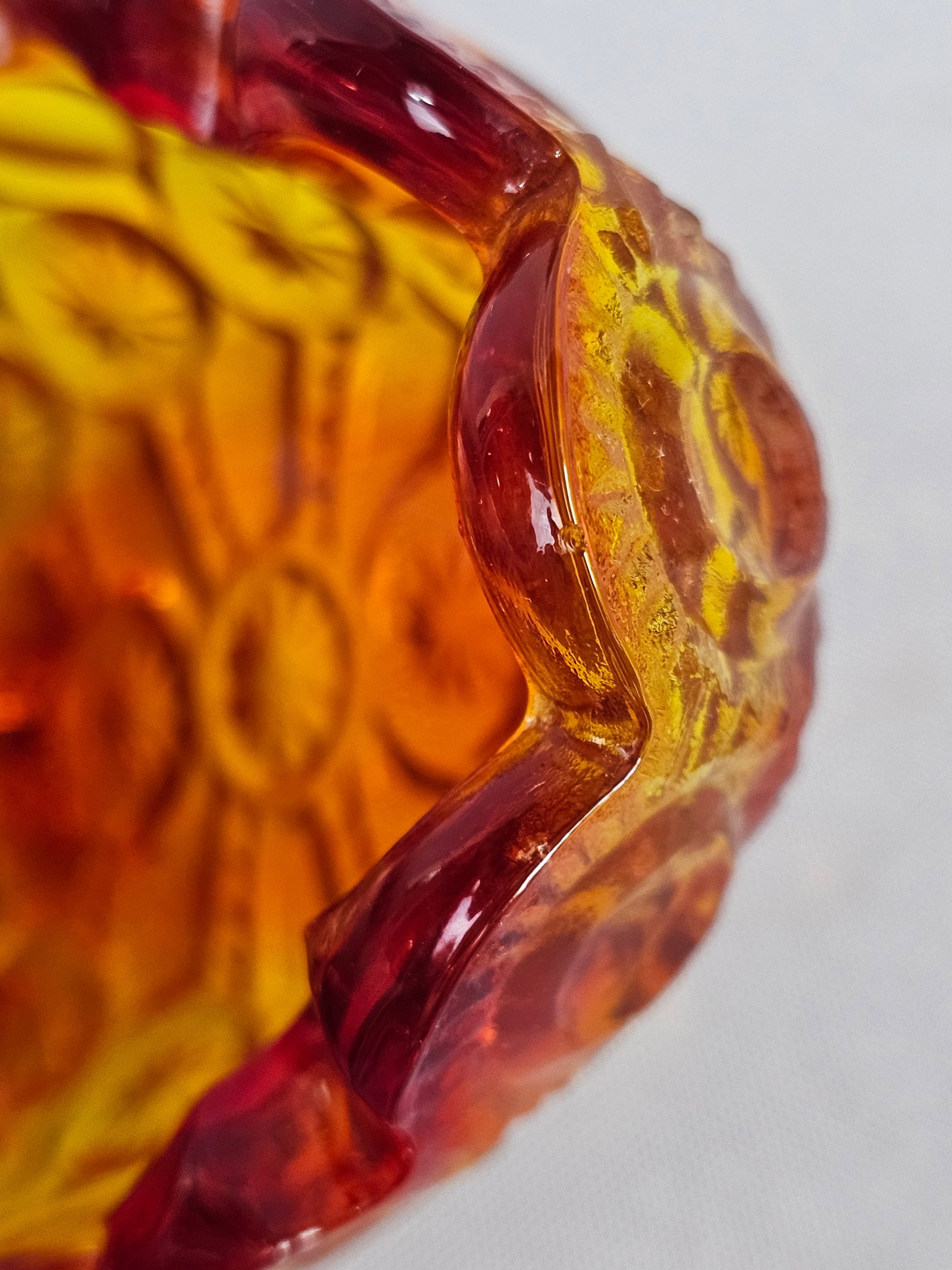 Small Amberina Moon & Star Pattern Oval Dish - 6
