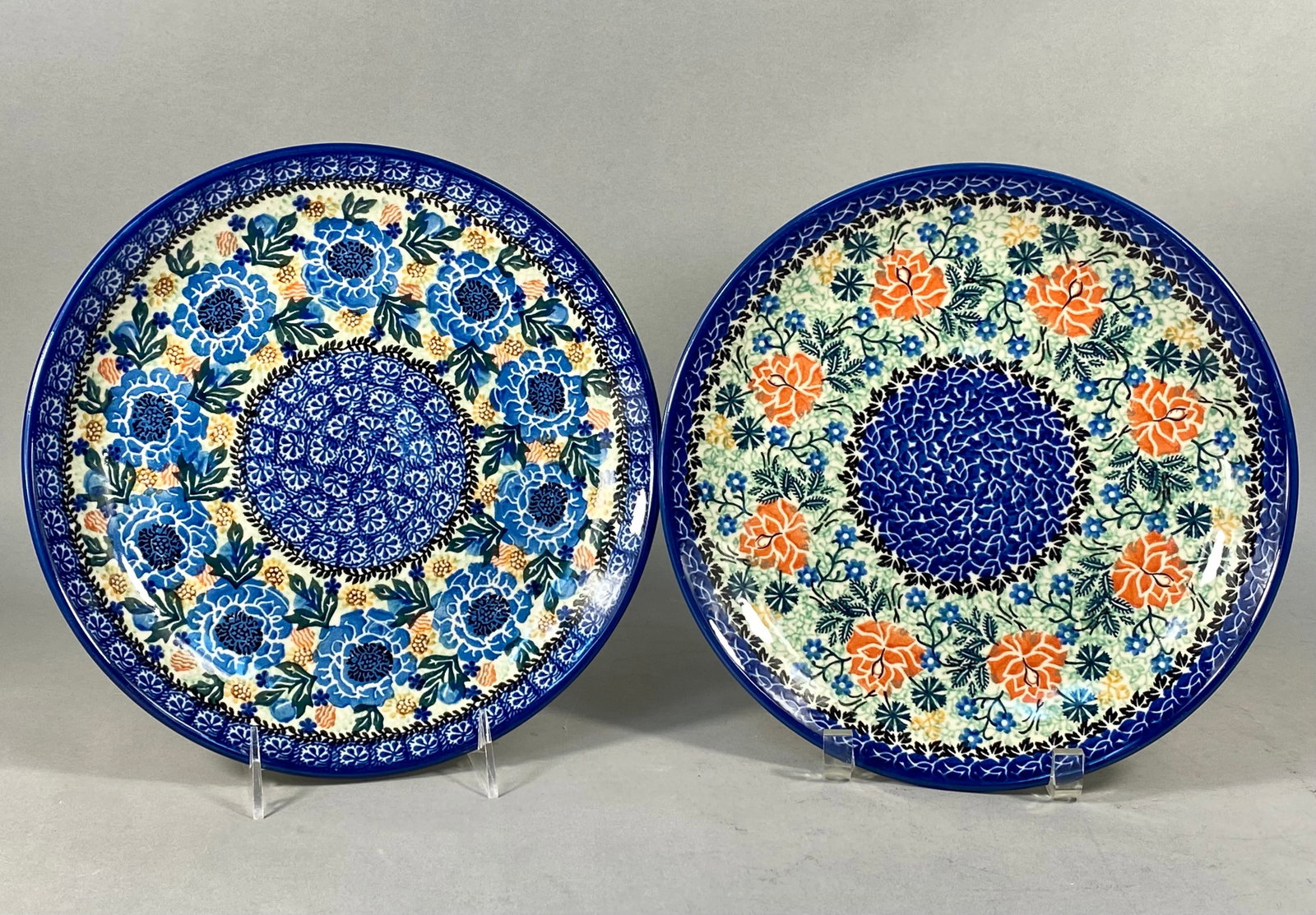 A Pair of Polish Boleslawiec Unikat Stoneware Dinner Plates Signed by M. Starzyk and Barbara Makiela (1 of 7)