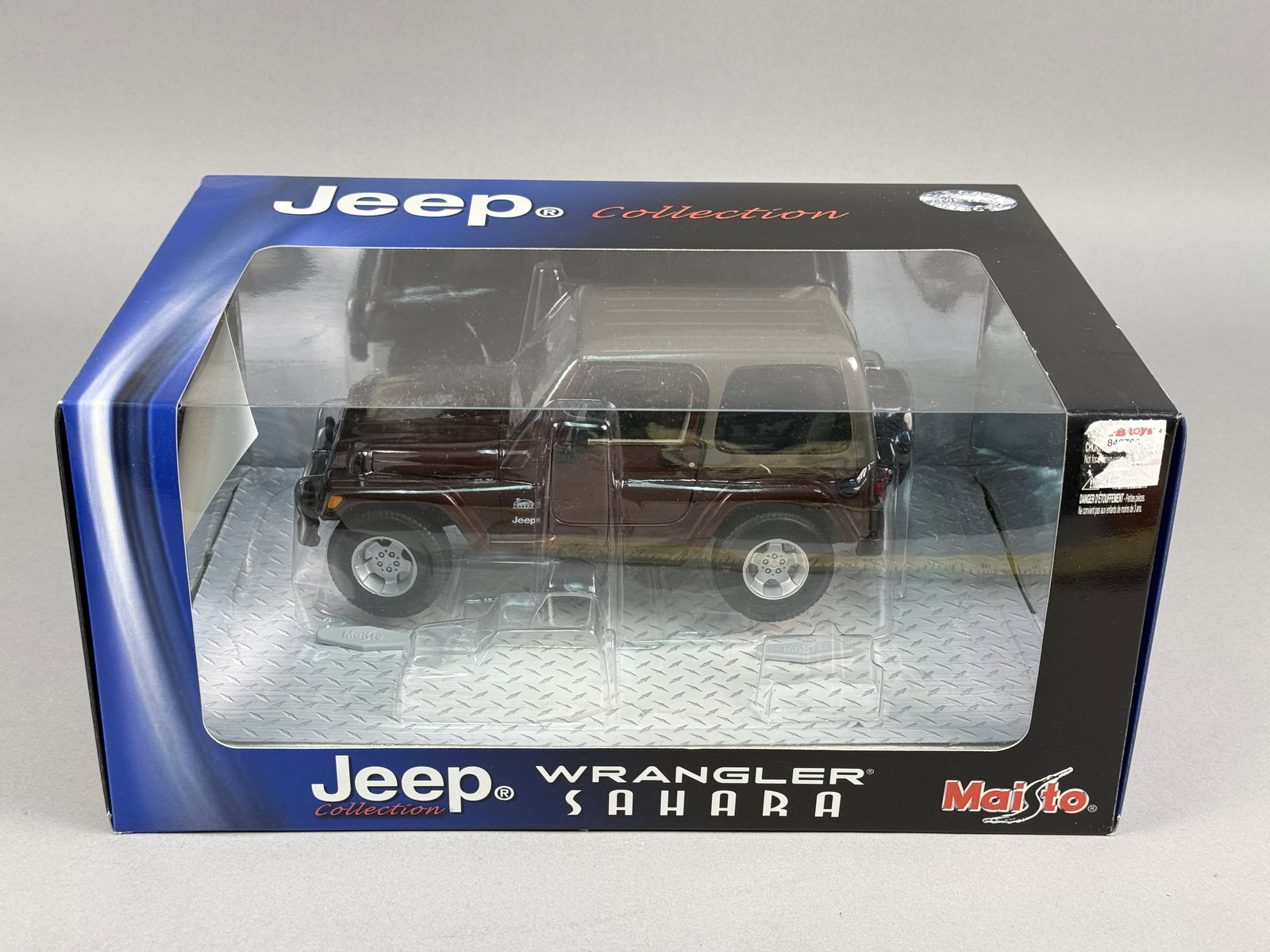 Maisto Jeep Wrangler Sahara 1:18 Scale Model Vehicle (1 of 7)
