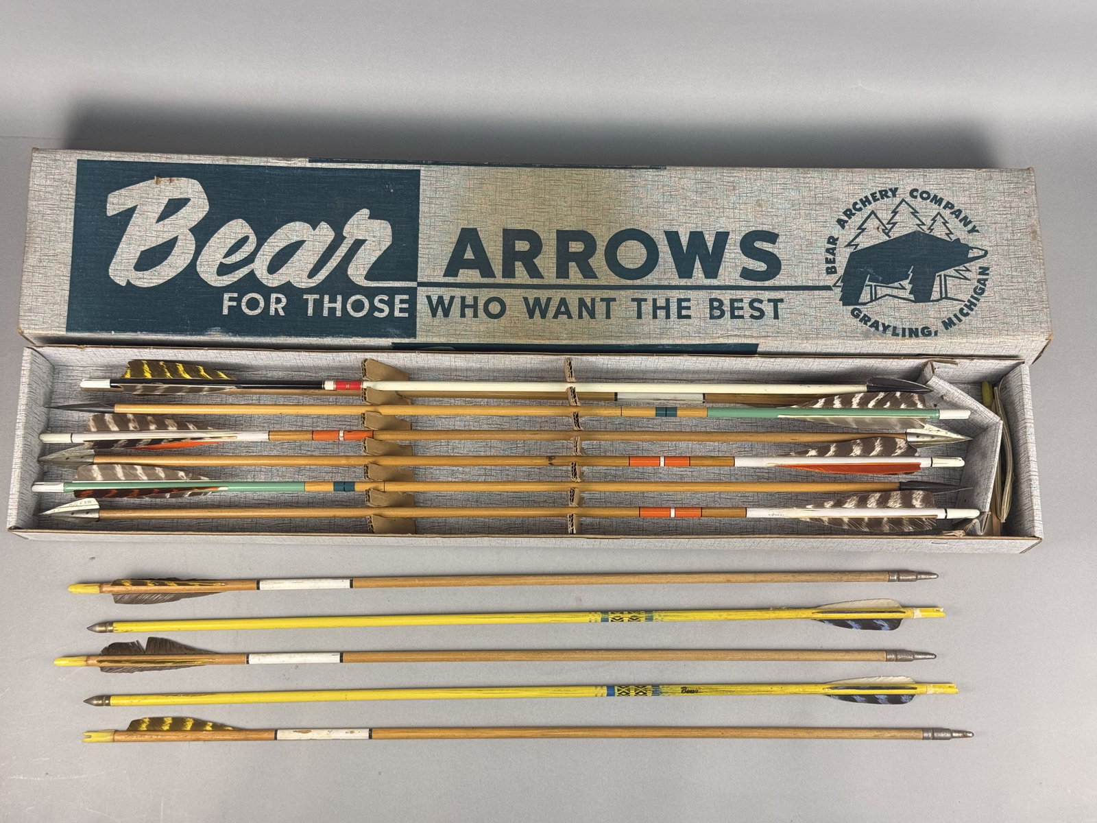 Vintage Bear Archery Wooden Arrows with Original Box (1 of 8)