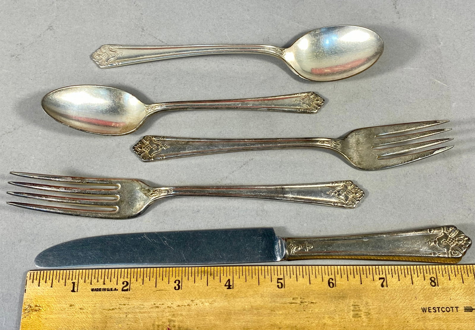 1847 Rogers Bros Silver-Plated Flatware Heritage Pattern - 3
