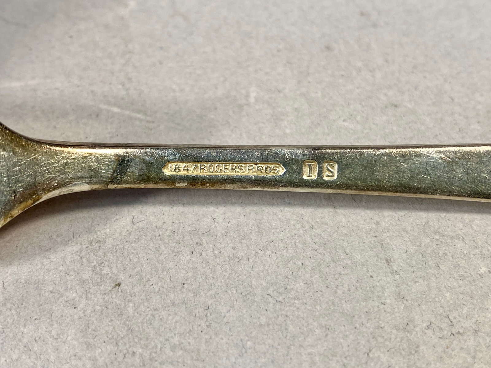 1847 Rogers Bros Silver-Plated Flatware Heritage Pattern - 4