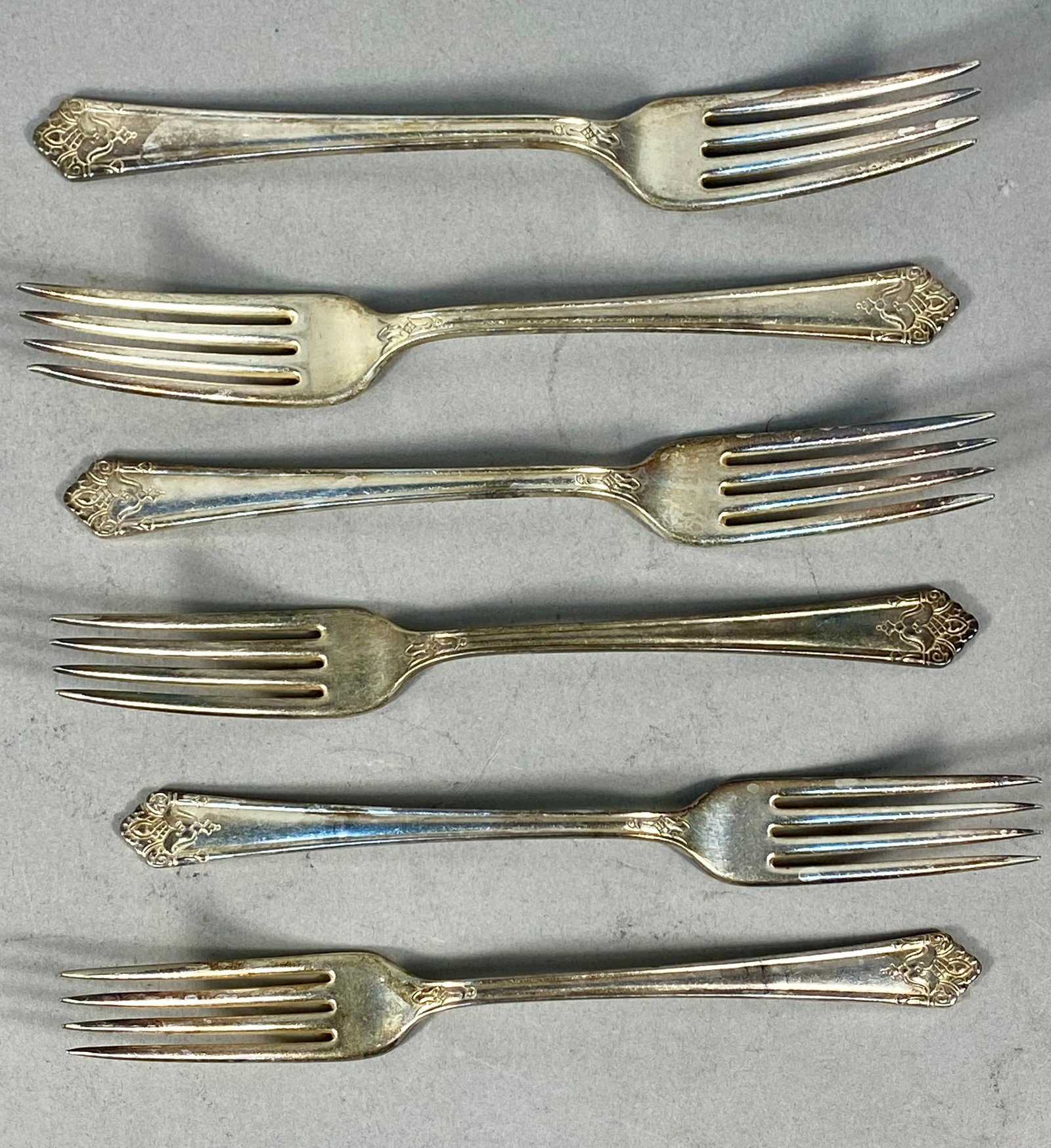 1847 Rogers Bros Silver-Plated Flatware Heritage Pattern - 6