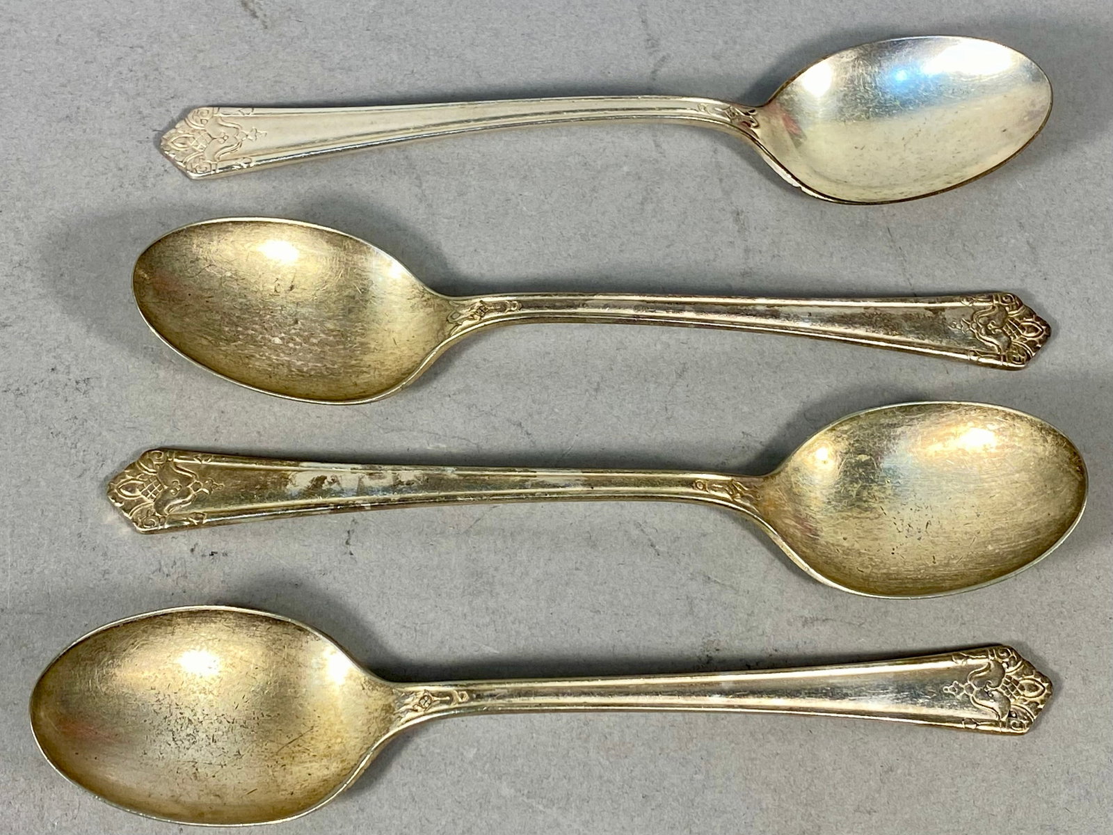 1847 Rogers Bros Silver-Plated Flatware Heritage Pattern - 9
